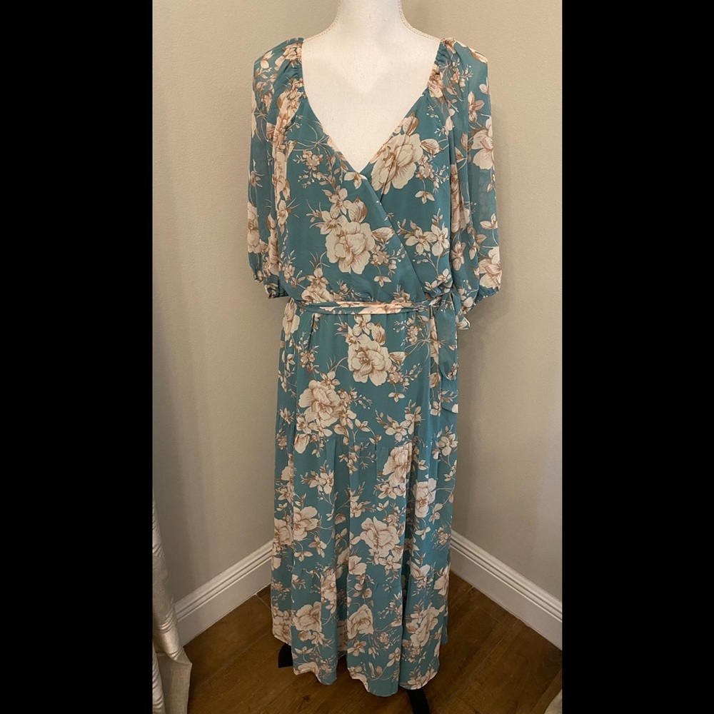 Luxology Maxi Wrap Dress - Picture 5 of 8